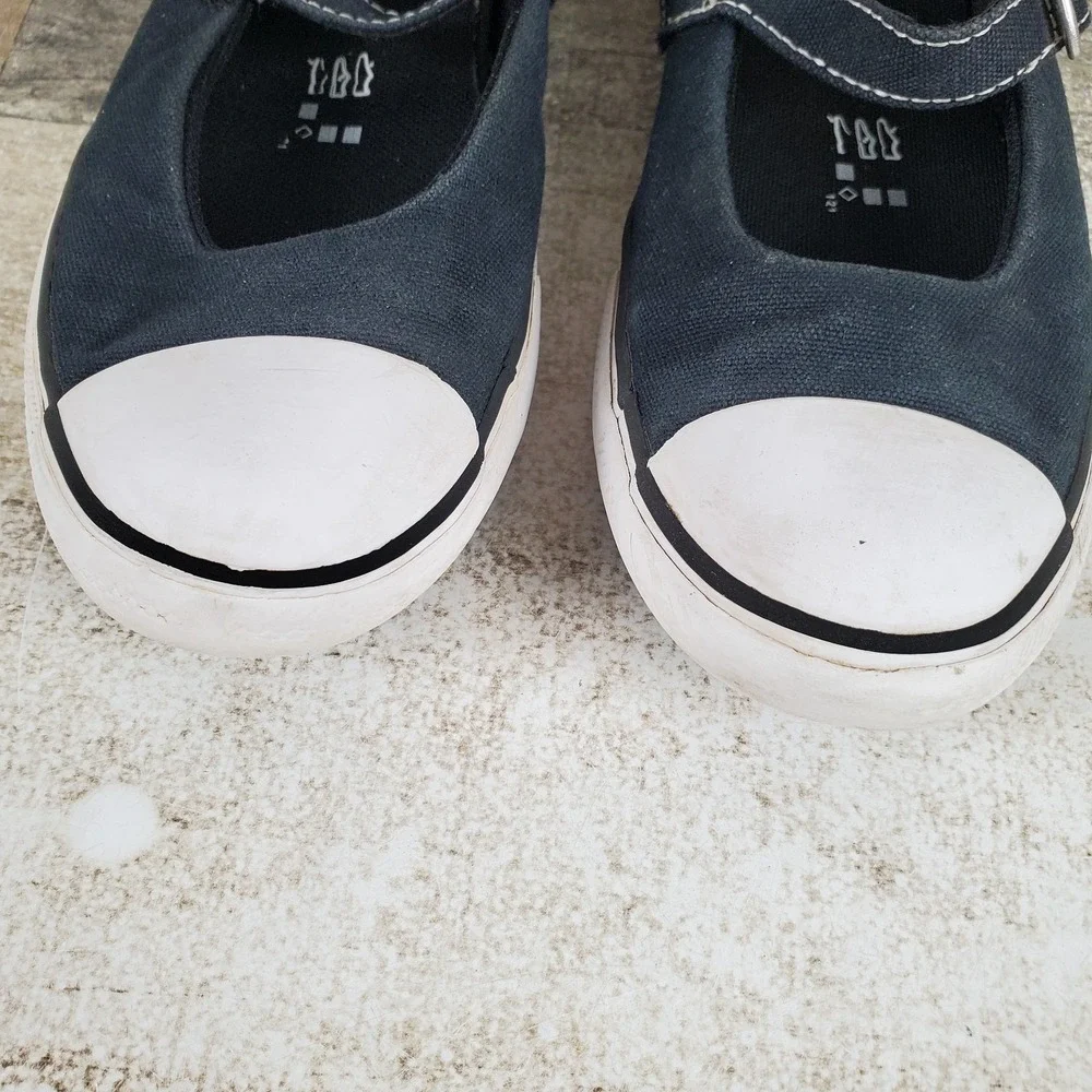 Converse Chuck Taylor All Star Dainty‎ Kids Mary Jane Sz 1.5 Black White Buckle